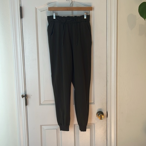 Lululemon | Keep Moving Jogger Pull On Performance Green Size 6 Workout Luxtreme - Picture 2 of 11
